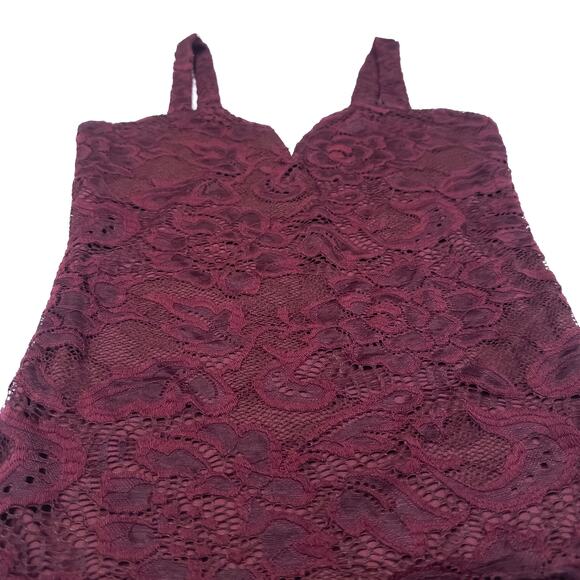 Vine and Valley Maroon Lace Bodysuit - Women's Medium - Picture 6 of 9